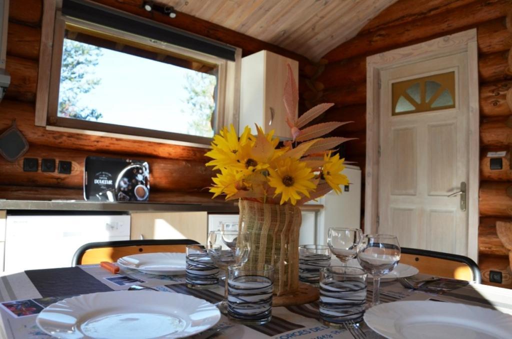 Pialous:Chalet en rondins avec Espace Détente La Chapelle-d'Aurec Exterior foto