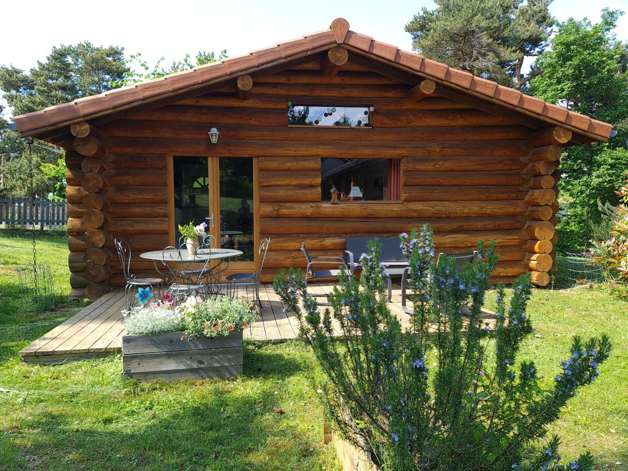 Pialous:Chalet en rondins avec Espace Détente La Chapelle-d'Aurec Exterior foto